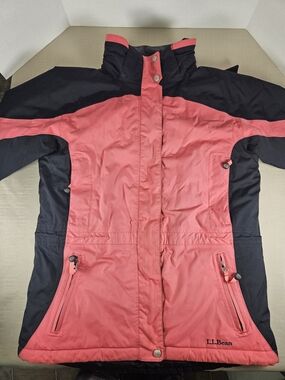 Vintage L.L. Bean Pink and Black Women's Ski Jacket